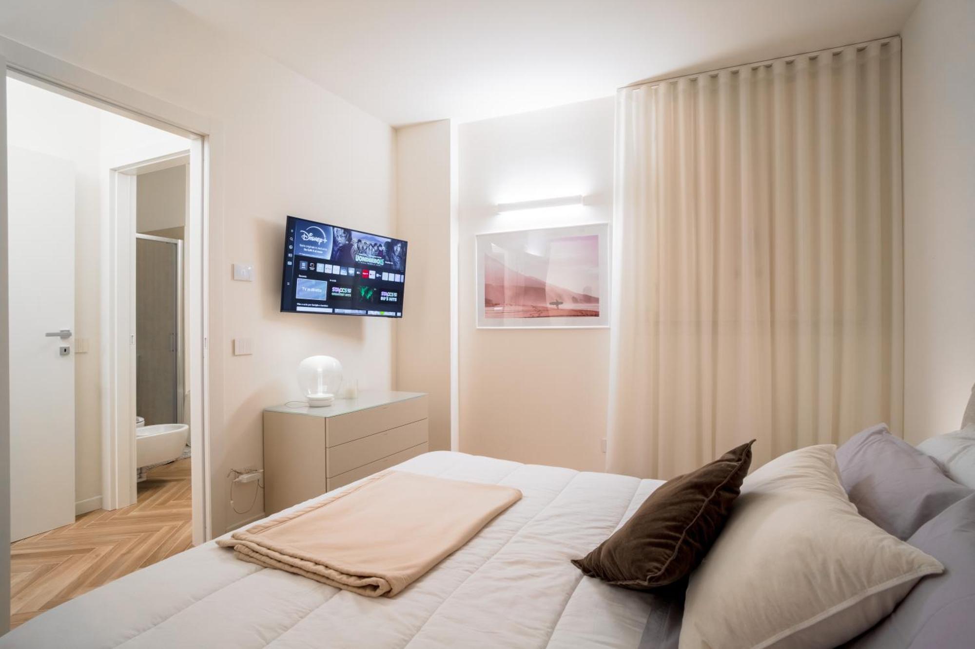 Iseo Lake - Free Wi-Fi And Private Parking Included ภายนอก รูปภาพ